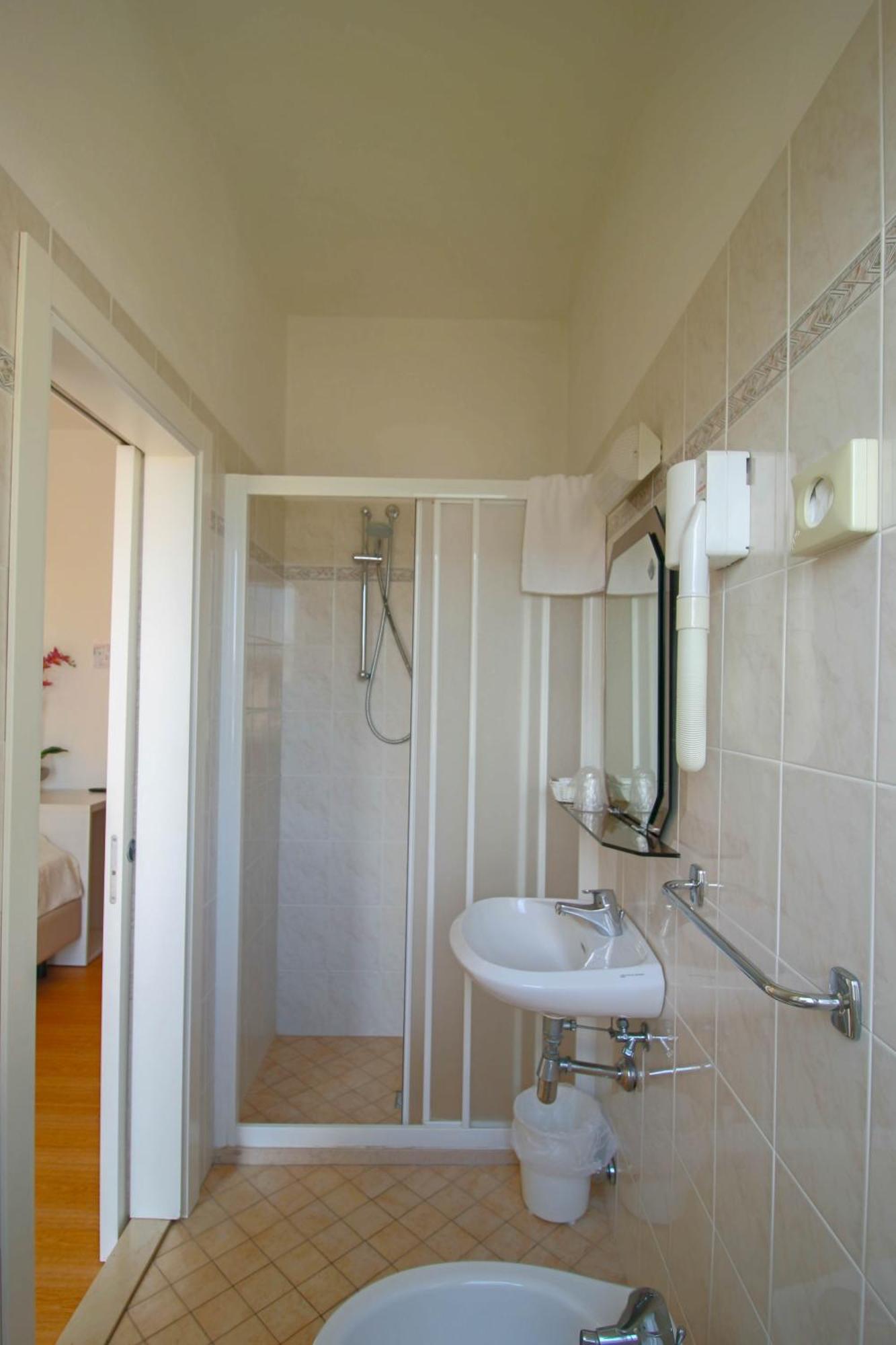 Manuela 3* Cervia